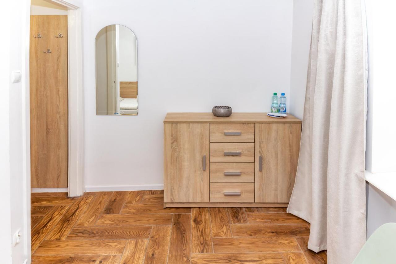 Skarbek Ilawa, Pokoje I Apartamenty Buitenkant foto