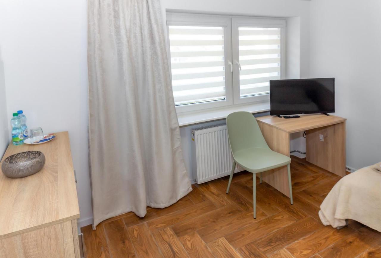 Skarbek Ilawa, Pokoje I Apartamenty Buitenkant foto